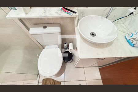 Apartamento à venda com 56m², 2 quartos e 1 vaga Apartamento à venda com 56m², 2 quartos e 1 vagaBanheiro