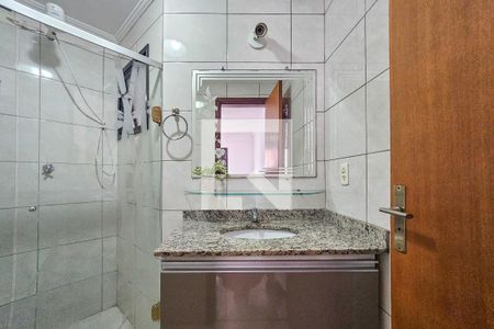 Apartamento para alugar com 75m², 2 quartos e 1 vagaBanheiro da suíte 
