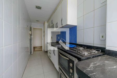 Apartamento à venda com 133m², 2 quartos e 3 vagas Apartamento à venda com 133m², 2 quartos e 3 vagasCozinha