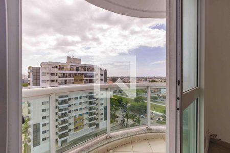 Apartamento à venda com 133m², 2 quartos e 3 vagas Apartamento à venda com 133m², 2 quartos e 3 vagasSuíte Varanda