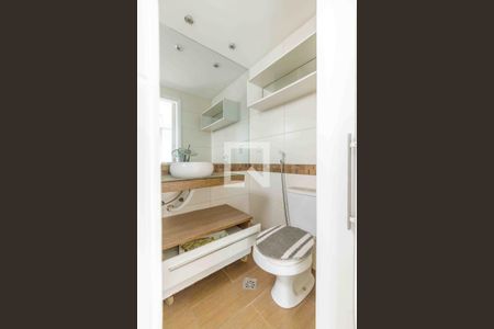 Apartamento à venda com 133m², 2 quartos e 3 vagas Apartamento à venda com 133m², 2 quartos e 3 vagasBanheiro da Suíte