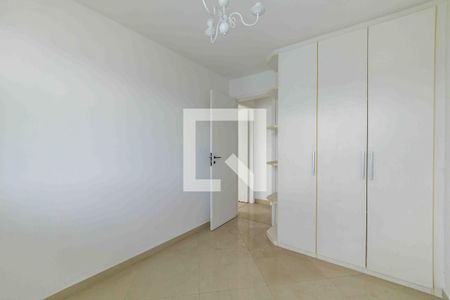 Apartamento à venda com 133m², 2 quartos e 3 vagas Apartamento à venda com 133m², 2 quartos e 3 vagasQuarto