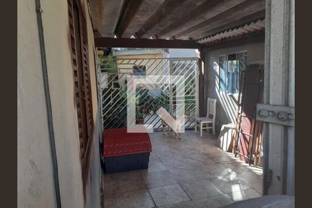 Casa à venda com 60m², 2 quartos e 1 vaga Casa à venda com 60m², 2 quartos e 1 vagaQuintal