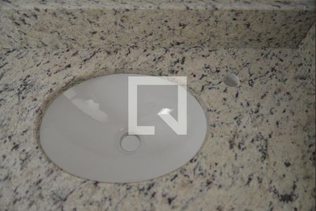 Casa à venda com 153m², 3 quartos e 2 vagasBanheiro de serviço