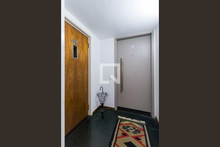 Apartamento à venda com 123m², 3 quartos e 2 vagas Apartamento à venda com 123m², 3 quartos e 2 vagasDespensa