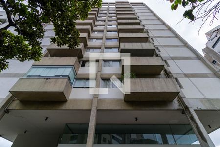 Apartamento à venda com 123m², 3 quartos e 2 vagas Apartamento à venda com 123m², 3 quartos e 2 vagasFachada