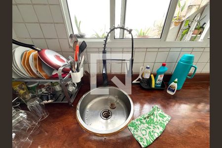 Casa à venda com 300m², 5 quartos e 3 vagas Casa à venda com 300m², 5 quartos e 3 vagasCozinha