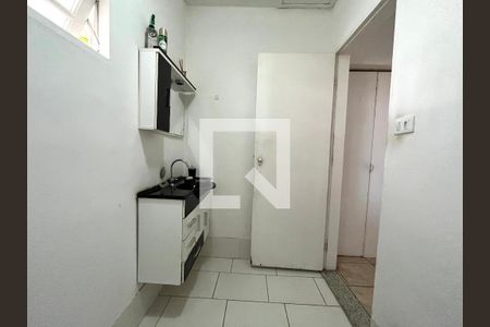 Casa à venda com 300m², 5 quartos e 3 vagas Casa à venda com 300m², 5 quartos e 3 vagasLavabo