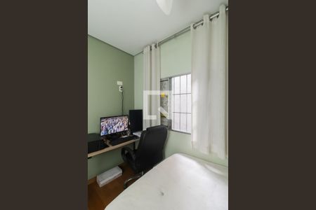 Casa à venda com 200m², 3 quartos e 2 vagas Casa à venda com 200m², 3 quartos e 2 vagasQuarto 1