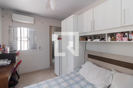 Casa à venda com 200m², 3 quartos e 2 vagas Casa à venda com 200m², 3 quartos e 2 vagasQuarto 2