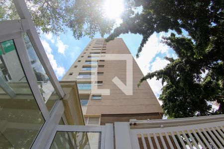 Studio à venda com 27m², 1 quarto e 1 vaga Studio à venda com 27m², 1 quarto e 1 vagaFachada