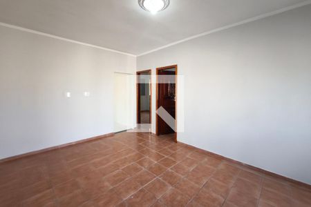 Sala de casa para alugar com 3 quartos, 148m² em Vila Marieta, Campinas
