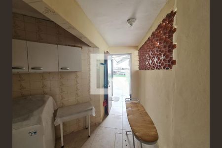 Casa à venda com 200m², 3 quartos e 4 vagasÁrea de Serviço