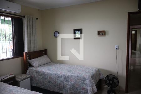 Suíte de casa à venda com 3 quartos, 200m² em Jardim Santa Mena, Guarulhos