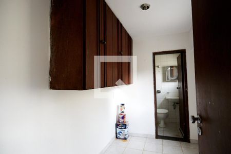 Apartamento à venda com 170m², 3 quartos e 2 vagas Apartamento à venda com 170m², 3 quartos e 2 vagasÁrea de Serviço