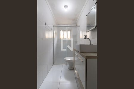 Apartamento à venda com 76m², 2 quartos e 1 vaga Apartamento à venda com 76m², 2 quartos e 1 vagaBanheiro