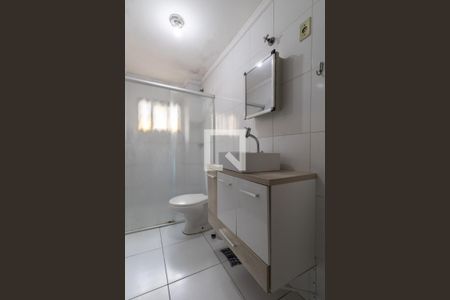 Apartamento à venda com 76m², 2 quartos e 1 vaga Apartamento à venda com 76m², 2 quartos e 1 vagaBanheiro