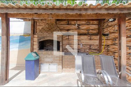 Apartamento à venda com 76m², 2 quartos e 1 vaga Apartamento à venda com 76m², 2 quartos e 1 vagaÁrea Comum - Churrasqueira