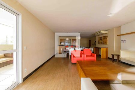 Apartamento à venda com 75m², 2 quartos e 1 vaga Apartamento à venda com 75m², 2 quartos e 1 vagaÁrea Comum Salão Gourmet