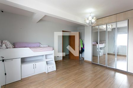 Apartamento à venda com 360m², 4 quartos e 4 vagasSuíte 2