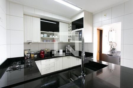 Apartamento à venda com 360m², 4 quartos e 4 vagasCozinha