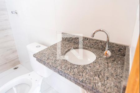 Apartamento à venda com 105m², 2 quartos e 1 vaga Apartamento à venda com 105m², 2 quartos e 1 vagaBanheiro da Suíte