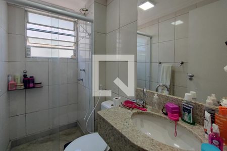 Apartamento à venda com 140m², 3 quartos e 1 vaga Apartamento à venda com 140m², 3 quartos e 1 vagaBanheiro Social