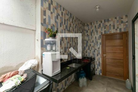 Casa à venda com 350m², 5 quartos e 3 vagas Casa à venda com 350m², 5 quartos e 3 vagasÁrea de Serviço