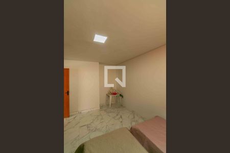 Casa para alugar com 350m², 5 quartos e 3 vagas Casa para alugar com 350m², 5 quartos e 3 vagasQuarto 2
