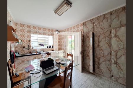 Casa à venda com 312m², 3 quartos e 2 vagas Casa à venda com 312m², 3 quartos e 2 vagasCozinha