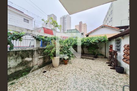 Casa à venda com 312m², 3 quartos e 2 vagas Casa à venda com 312m², 3 quartos e 2 vagasQuintal