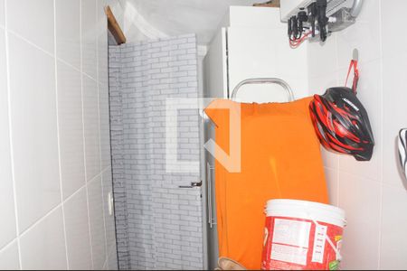Casa de condomínio à venda com 147m², 3 quartos e 2 vagas Casa de condomínio à venda com 147m², 3 quartos e 2 vagasDetalhe - Área de Serviço
