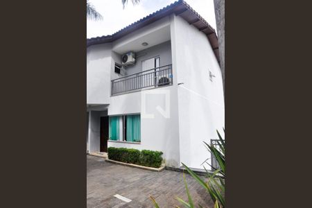Casa de condomínio à venda com 147m², 3 quartos e 2 vagas Casa de condomínio à venda com 147m², 3 quartos e 2 vagasFachada do Imóvel