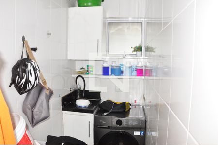 Casa de condomínio à venda com 147m², 3 quartos e 2 vagas Casa de condomínio à venda com 147m², 3 quartos e 2 vagasDetalhe - Área de Serviço
