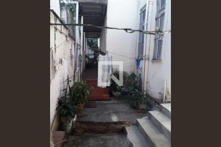 Casa à venda com 174m², 4 quartos e sem vaga