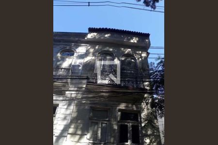 Casa à venda com 174m², 4 quartos e sem vaga