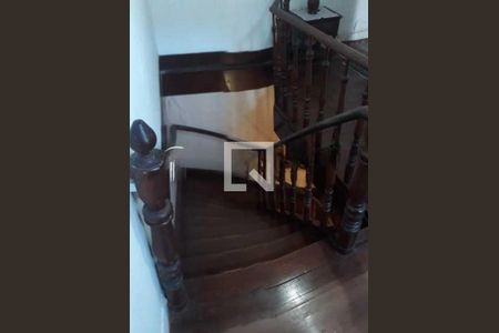 Casa à venda com 174m², 4 quartos e sem vaga