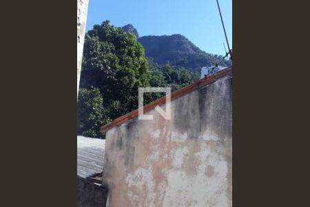 Casa à venda com 174m², 4 quartos e sem vaga