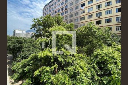 Apartamento à venda com 65m², 2 quartos e sem vaga