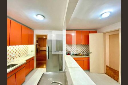 Apartamento à venda com 130m², 3 quartos e 1 vaga