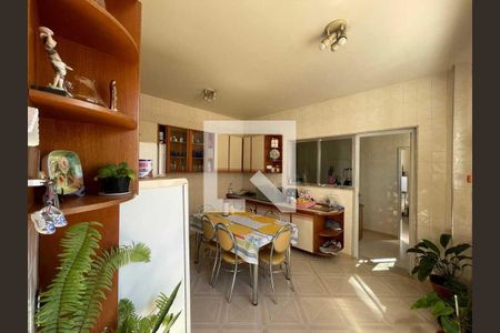 Apartamento à venda com 170m², 4 quartos e 1 vaga