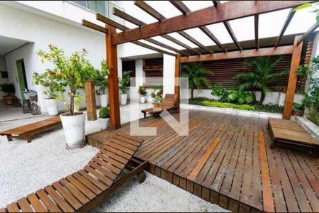 Apartamento à venda com 95m², 2 quartos e 1 vaga