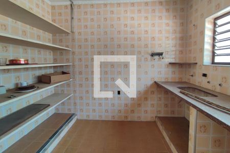 Casa à venda com 320m², 4 quartos e 4 vagasCozinha