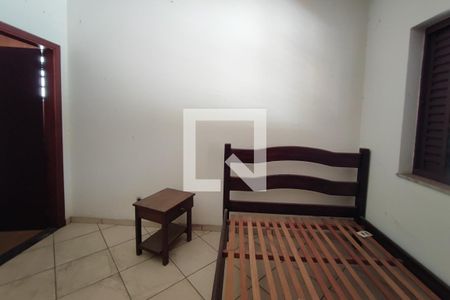 Casa à venda com 320m², 4 quartos e 4 vagasQuarto Suíte