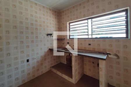 Casa à venda com 320m², 4 quartos e 4 vagasCozinha