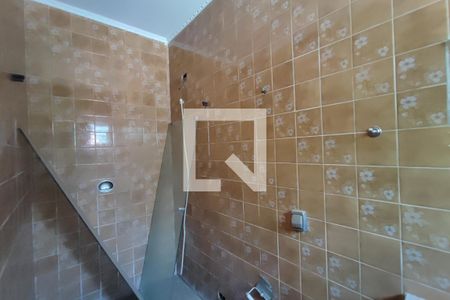 Casa à venda com 320m², 4 quartos e 4 vagasBanheiro Suíte