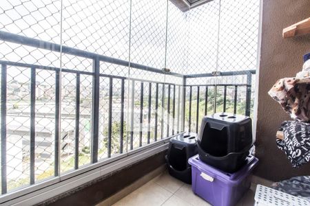 Varanda de apartamento para alugar com 3 quartos, 74m² em Jardim Tupanci, Barueri