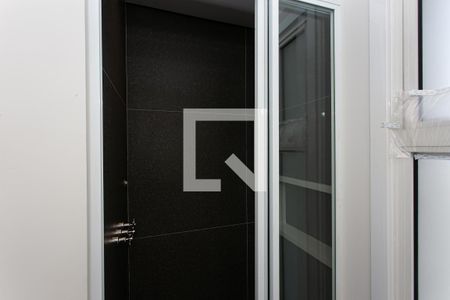 Apartamento à venda com 132m², 3 quartos e 3 vagas Apartamento à venda com 132m², 3 quartos e 3 vagasBanheiro Social