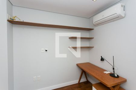 Apartamento à venda com 132m², 3 quartos e 3 vagas Apartamento à venda com 132m², 3 quartos e 3 vagasSuíte