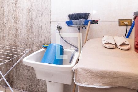 Casa de condomínio à venda com 121m², 2 quartos e 2 vagasÁrea de Serviço